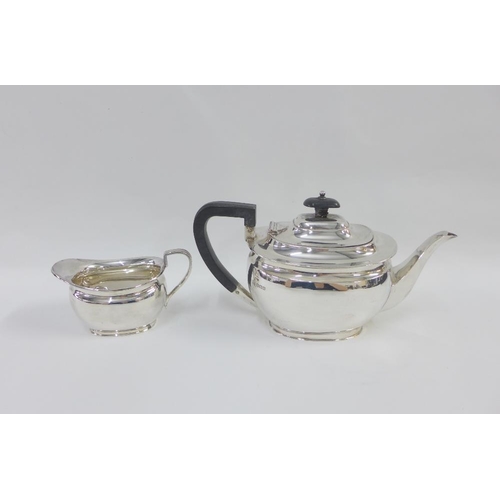 5 - George V silver teapot and cream jug, George Edward & Sons, Sheffield 1917, (2)