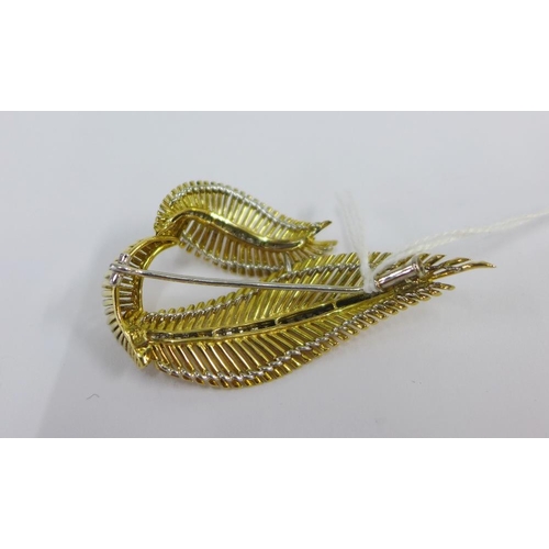 60 - 18ct gold Feather Leaf brooch set with graduated diamonds along the spines, stamped 750, approx 18.5... 