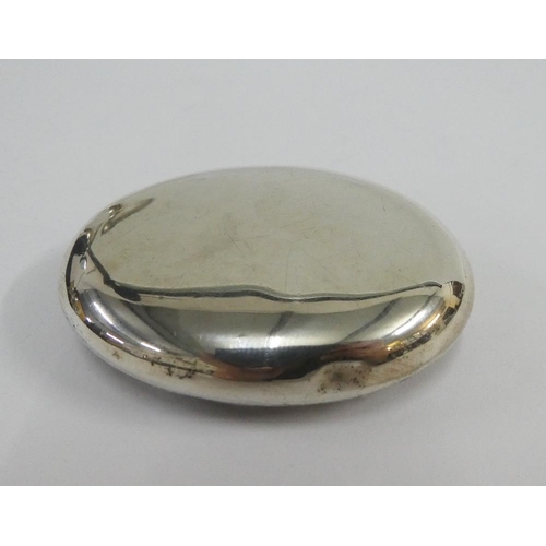 8 - Continental silver pill / snuff box, the oval lid with cattle and a figure, 6cm