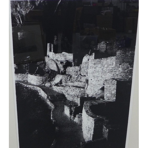 190 - Contemporary monochrome print, in a glazed frame, 54 x 75cm