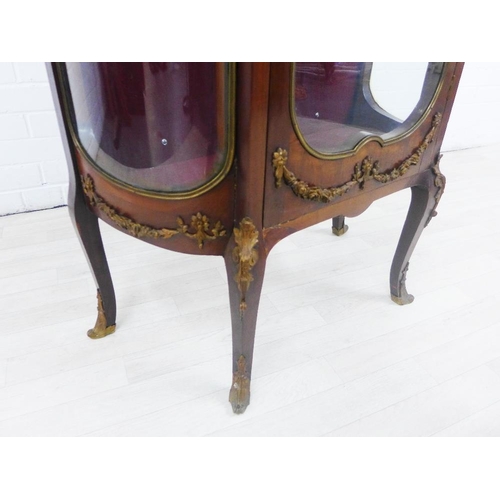 201 - French style mahogany vitrine, with marble top and brass gallery over glass panels and with a shelve... 