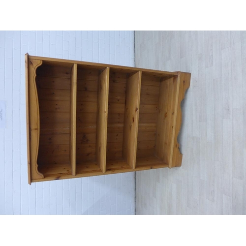 215 - Pine open bookcase, 126 x 86cm