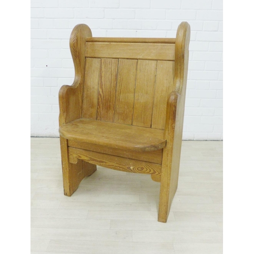 216 - Small pine pew with planked back and shaped side supports, 95 x 60cm