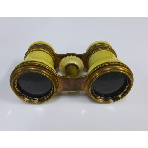 10 - Early 20th century opera glasses, with leather case