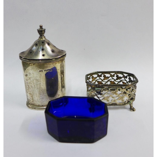 44 - Silver items to include a Walker & Hall, Sheffield silver pepper pot, Edinburgh silver salt with blu... 