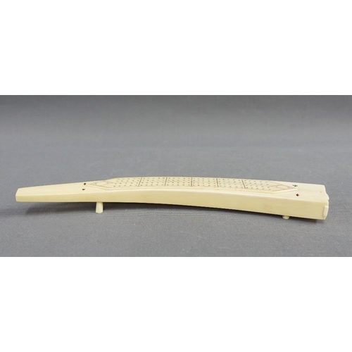 351 - Late 19th / early 20th century ivory cribbage board, 31cm long