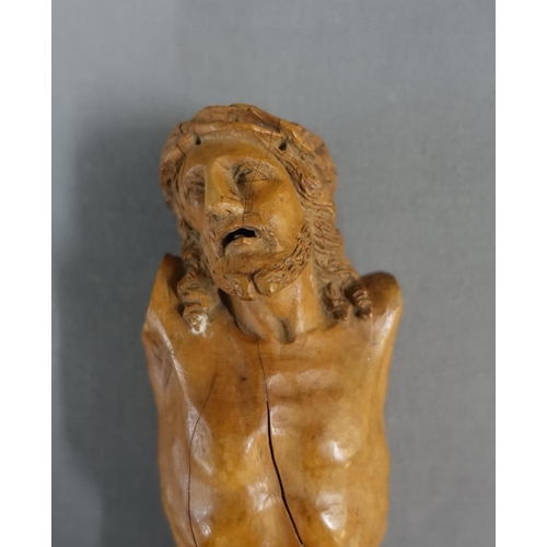 362 - Flemish carved fruitwood figure of Christ and another of smaller size, longest 29cm (2)