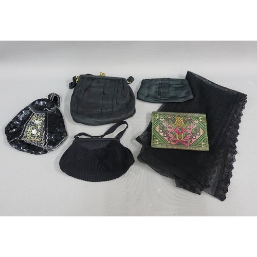 367 - Five various vintage purses and evening bags and a black net scarf, 96)