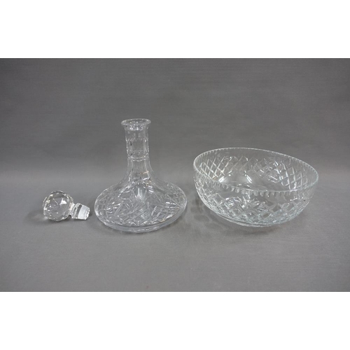 376 - Three various glass decanters and associated stoppers and a glass  bowl (4)