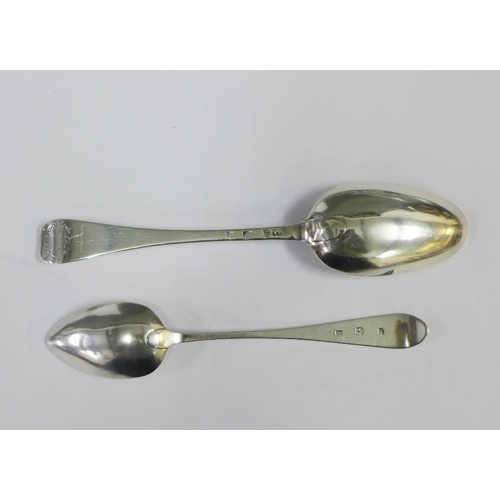 39 - 18th century Scottish provincial silver pointed end old English dessert spoon, James Erskine, Aberde... 