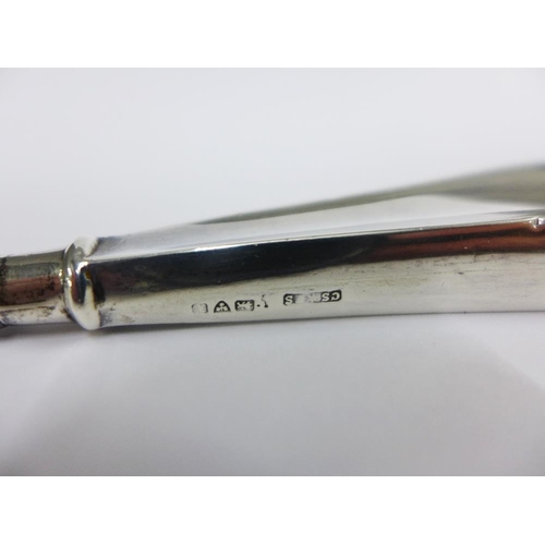 57 - Edwardian silver handled button hook and shoe horn (2)