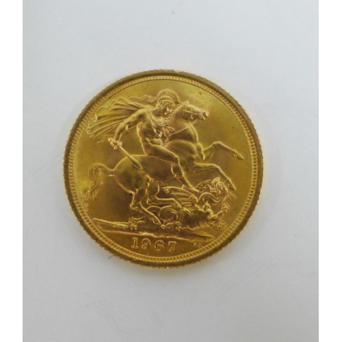 44 - Elizabeth II, 1967 full gold sovereign