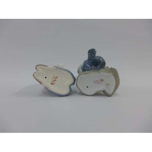 96 - Two Nao Spanish porcelain figures, tallest 16cm (2)