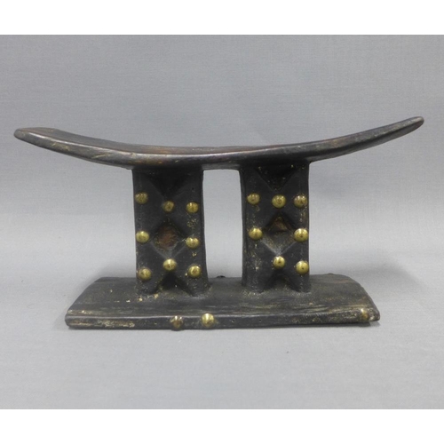 379 - South African wooden headrest, the uprights with brass studs, 26 x 13cm