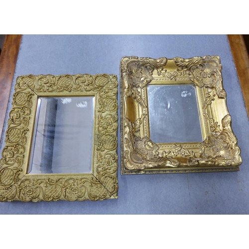 418 - Giltwood framed wall mirror and another, largest 39 x 44cm (2)