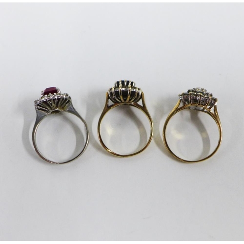 63 - Two 9ct gold dress, two silver rings and another (5)