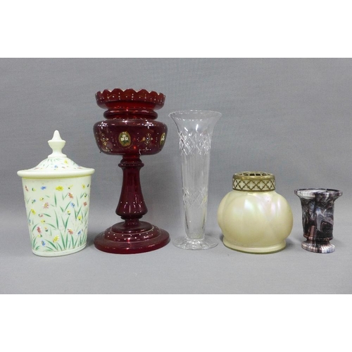 86 - Collection of late 19th and early 20th century glass (5)