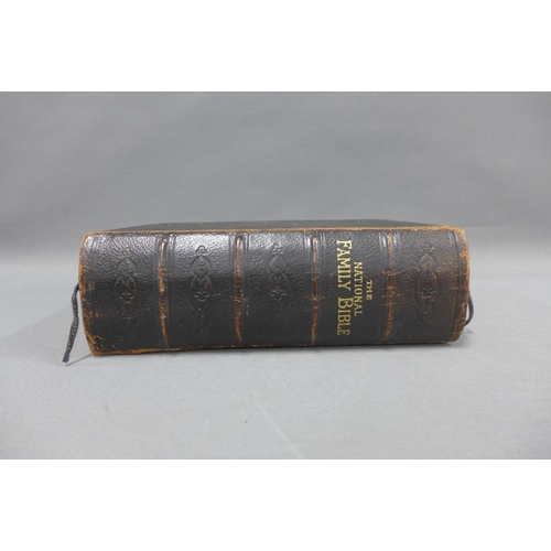 415 - Edwardian Family Holy Bible, with illustrated references and maps, Thorne & Company, Hatton Gardens,... 