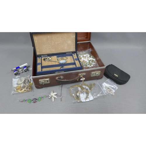 65 - Brown leather case containing a collection of vintage and later costume jewellery, silver brooches, ... 