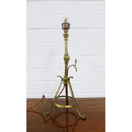 370 - Arts & Crafts brass lamp, in the manner of Benson, with adjustable arm and three outswept legs, appr... 