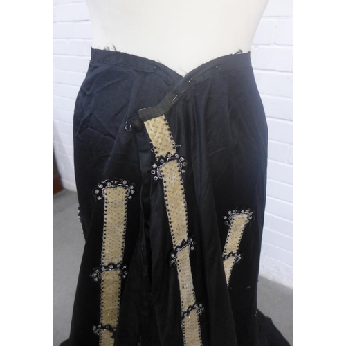 380 - Victorian skirt in black fabric with sequins and netting, with a long train and underskirt together ... 