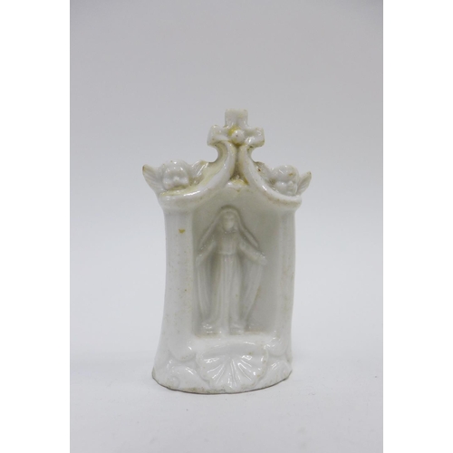 388 - White hardstone box and a small white glazed pottery devotional alcove, 8cm (2)