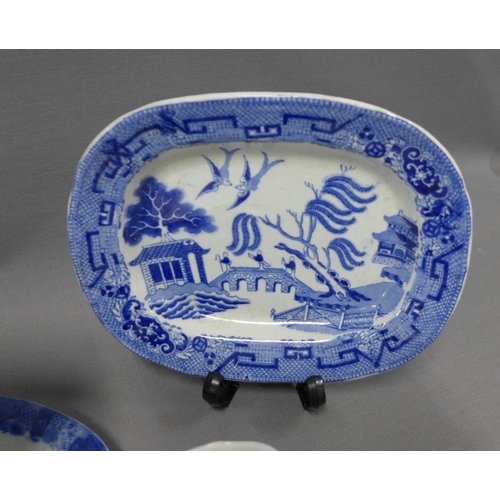 423 - Collection of blue and white pottery and porcelain to include two Chinese tea bowls and Staffordshir... 