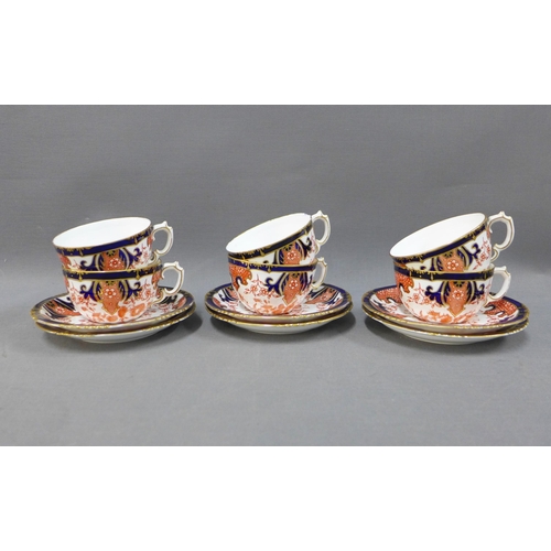 128 - Royal Crown Derby set of six Imari cups and saucers (12)