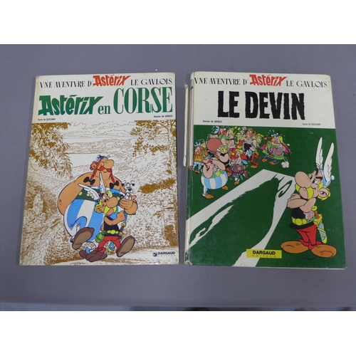 316 - Children's books to include Tintin & Asterix (6)