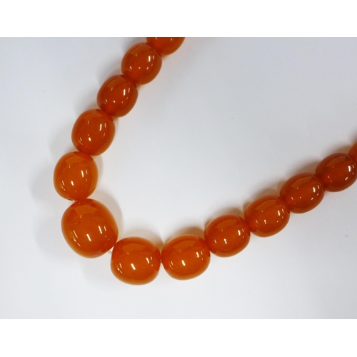 6 - A strand of faux amber beads, jadeite brooch and another and cloisonné bangle (4)