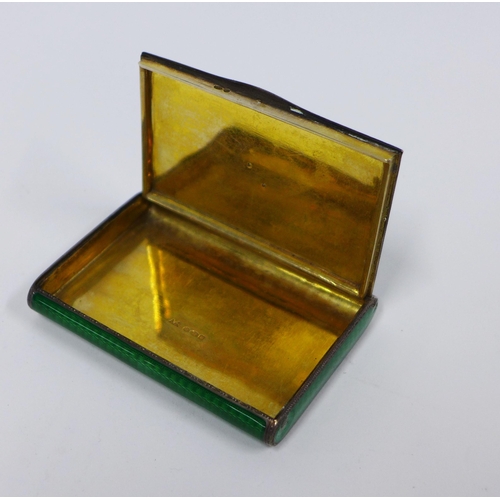 80a - Early 20th century green enamel and silver gilt box, Import marks for London 1928, 8 x 5.5cm