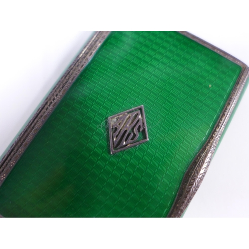 80a - Early 20th century green enamel and silver gilt box, Import marks for London 1928, 8 x 5.5cm