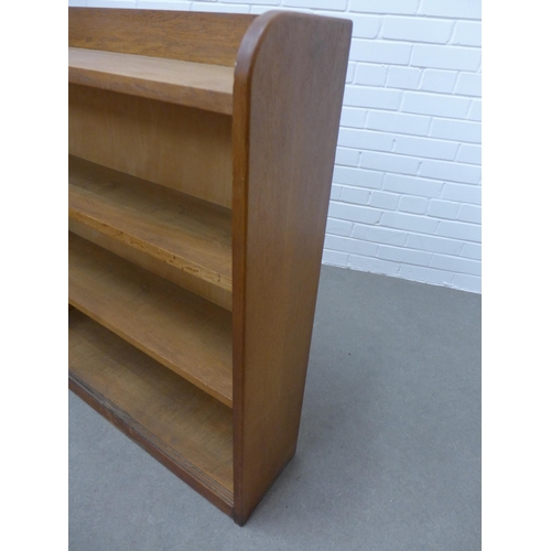 225 - Early 20th century oak open bookcase. 95 x 91 x 23