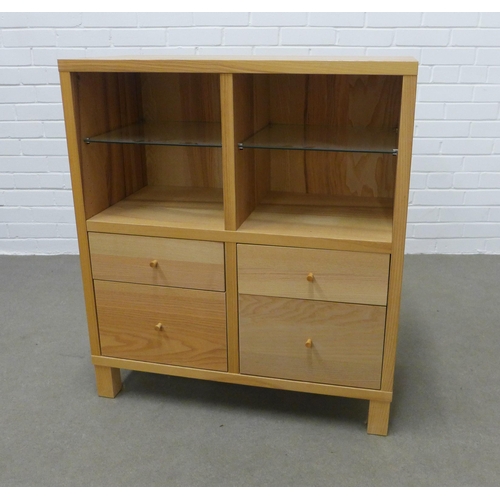 231 - Modern TRABY cabinet. 90 x 80 x 40cm