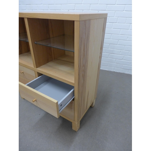 231 - Modern TRABY cabinet. 90 x 80 x 40cm