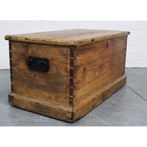 262 - Pine blanket / storage box, iron handles to sides  82 x 40 x 44cm