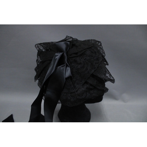 365 - Victorian black lace mourning hat, black and purple silk bonnet, satin shoes, etc (a lot)