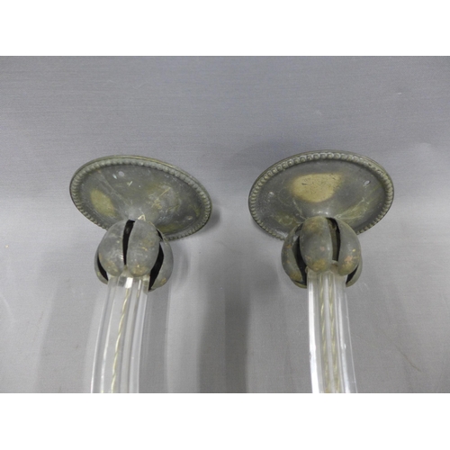 393 - Pair of wall lights with scrolling glass arms and sconce, 42cm long (2)