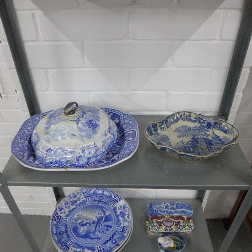 417 - Quantity of Staffordshire blue and white transfer printed pottery (a lot) (a/f)