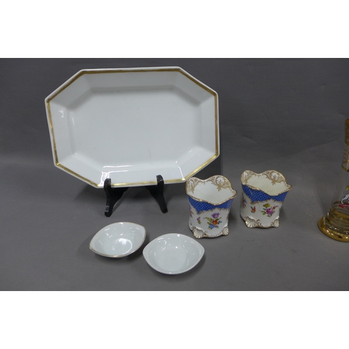419 - Mixed lot to include a Shelley pottery mould, serving dishes, vintage glasses, etc (a lot)
