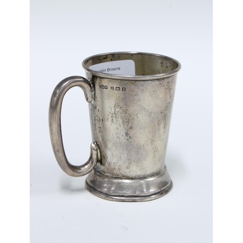 75 - George V silver Christening mug, Birmingham 1924, 8cm