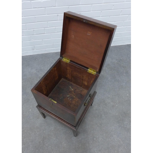 213 - Georgian mahogany cellarette box on stand, with brass side handles, 59 x 36cm.