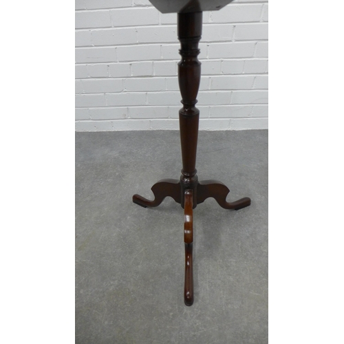 228 - Mahogany pedestal table a circular dished top. 61 x 39cm.