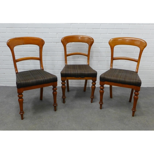 245 - Set of three Victorian balloon back chairs with horsehair upholstered seats,  90 x 48 x 40cm. (3)