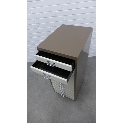 285 - Bisley filing cabinet. 95 x 35 x 46cm.