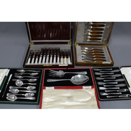 346 - Hamilton & Inches Epns and mother of pearl handle fruit knives and forks in a mahogany canteen box, ... 