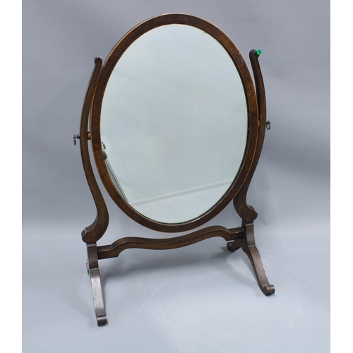 397 - Mahogany dressing table mirror, 59 x 42cm