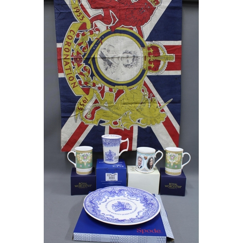 434 - Commemorative porcelains, all boxed, to include a Spode QEII 90th birthday plate and mug, Aynsley Ro... 