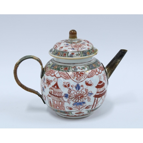 84 - 18th century Chinese porcelain teapot, spout and hand replaced (a/f) 13 x 18cm.