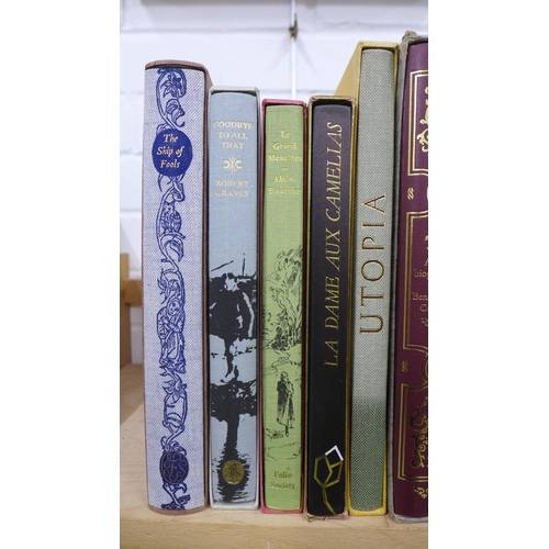 104 - A collection of hardback fiction, including The Folio Society edition of 